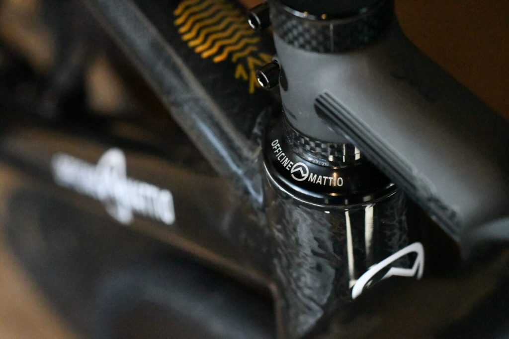 Personnalisation des vélos Officine Mattio Edition Ananas, détail du logo