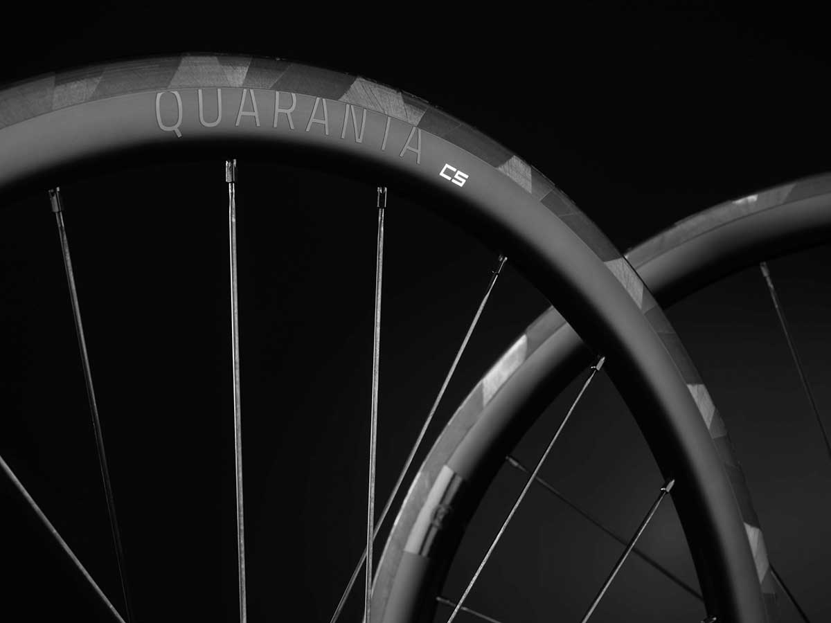 Ruote per biciclette modello Quaranta CS con freno tradizionale firmate Officine Mattio, i migliori prodotti per gli appassionati di bicicletta made in italy